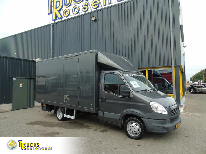 Iveco Daily 35C13 + LIFT + EURO 5 - Box van: picture 1 Iveco Daily 35C13 + LIFT + EURO 5 - Box van: picture 1