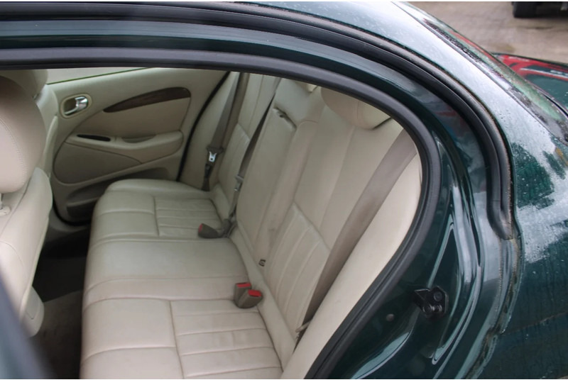 Sedan Jaguar S-TYPE 3.0 V6 EXECUTIVE +EURO 3: picture 11