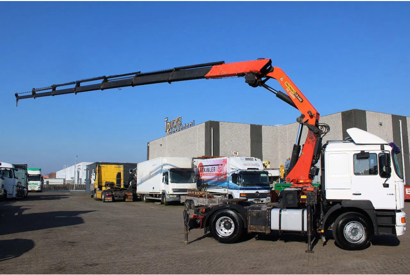 MAN 18.414 + PALFINGER PK35000 F + EURO 2 + MANUAL - Crane truck: picture 3 MAN 18.414 + PALFINGER PK35000 F + EURO 2 + MANUAL - Crane truck: picture 3