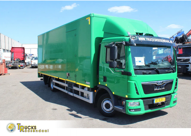 MAN TGL 12.180 + EURO 6 + LIFT + CAMERA - Box truck: picture 1 MAN TGL 12.180 + EURO 6 + LIFT + CAMERA - Box truck: picture 1