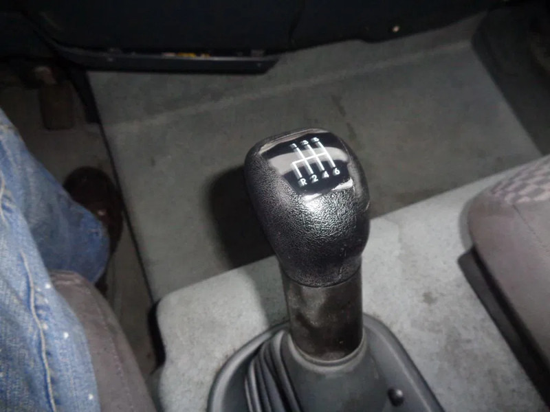 Box truck MAN TGL 8.180 TGL 8.180 + MANUAL + Lift: picture 11 Box truck MAN TGL 8.180 TGL 8.180 + MANUAL + Lift: picture 11