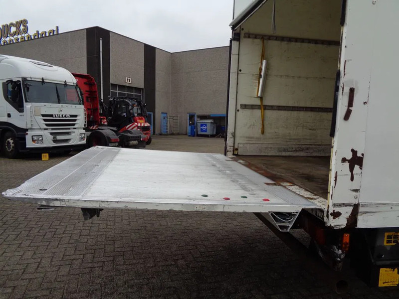 Box truck MAN TGL 8.180 TGL 8.180 + MANUAL + Lift: picture 9 Box truck MAN TGL 8.180 TGL 8.180 + MANUAL + Lift: picture 9