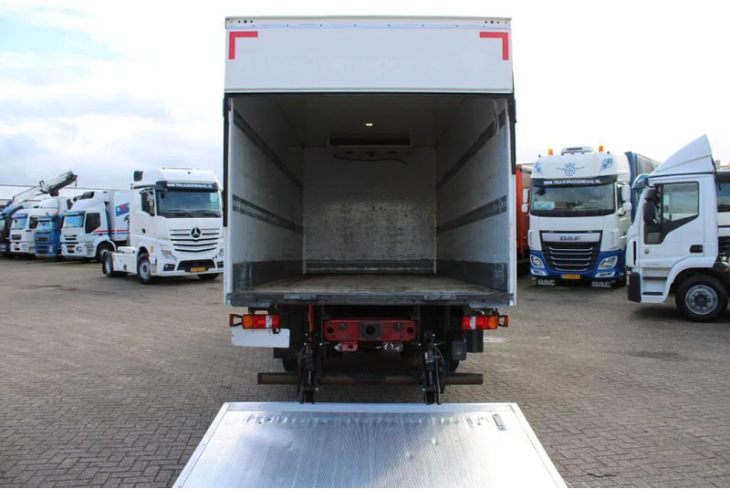 Refrigerator truck MAN TGL 8.220 + MANUAL: picture 6