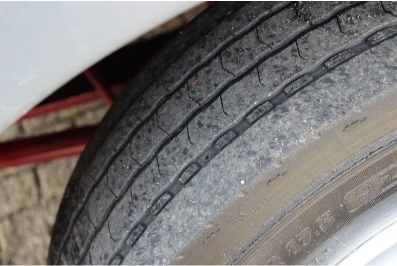 Refrigerator truck MAN TGL 8.220 + MANUAL: picture 17