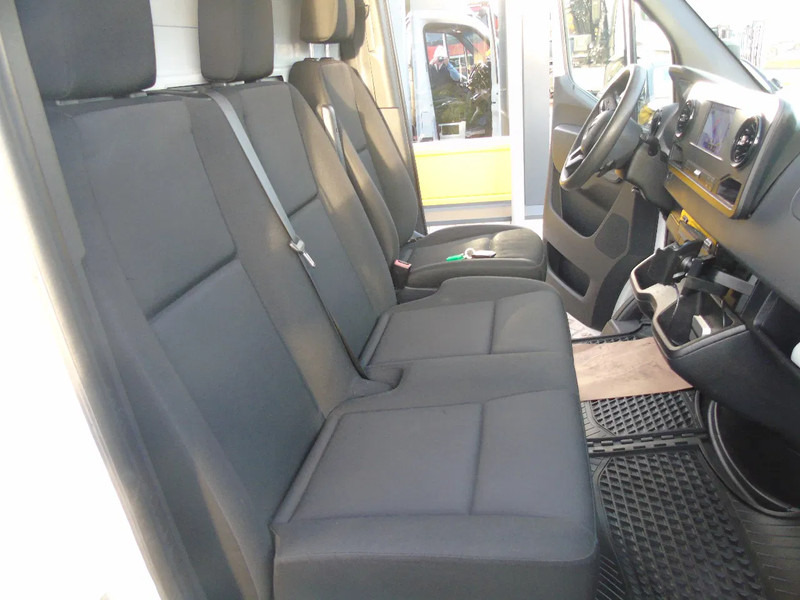 Box van Mercedes-Benz Sprinter 314 + lift: picture 7 Box van Mercedes-Benz Sprinter 314 + lift: picture 7