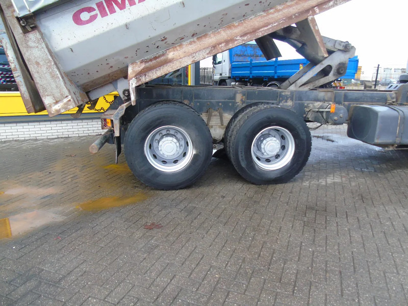 Renault Kerax 420 DCI + MANUAL + SPRING + 6X4 + PERFECT - Tipper: picture 3 Renault Kerax 420 DCI + MANUAL + SPRING + 6X4 + PERFECT - Tipper: picture 3