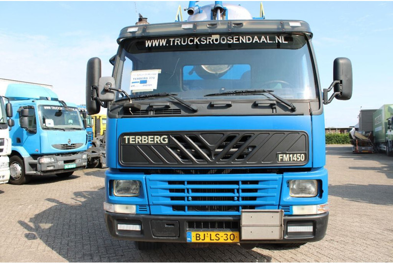 Terberg FM 1450 WITTIG VACUM SYSTEM + TIPPER + FULLY WORKING + EURO 2 + ADR + 11,34m3 - Vacuum truck: picture 3 Terberg FM 1450 WITTIG VACUM SYSTEM + TIPPER + FULLY WORKING + EURO 2 + ADR + 11,34m3 - Vacuum truck: picture 3