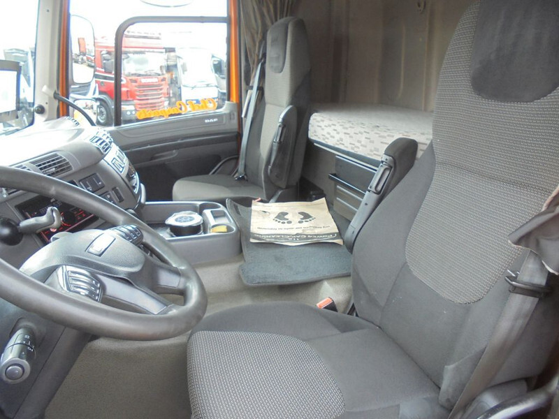 DAF CF 400 + Euro 6 + DISCOUNTED from 20.950,- !!! - Tractor unit: picture 5 DAF CF 400 + Euro 6 + DISCOUNTED from 20.950,- !!! - Tractor unit: picture 5