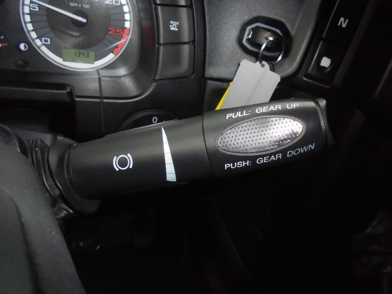 Tractor unit Iveco S-WAY 460+ Euro 6 + LNG + CNG + Retarder: picture 18 Tractor unit Iveco S-WAY 460+ Euro 6 + LNG + CNG + Retarder: picture 18