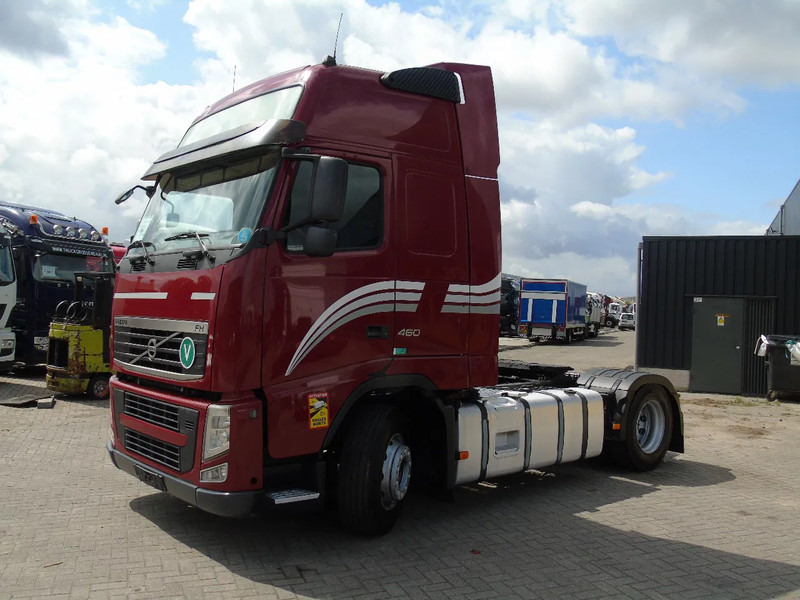 Volvo FH 460 + XL CABINE + EURO 5 + 6x IN STOCK - Tractor unit: picture 2 Volvo FH 460 + XL CABINE + EURO 5 + 6x IN STOCK - Tractor unit: picture 2