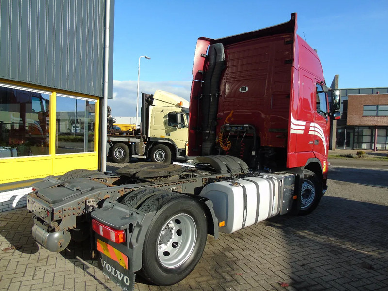 Volvo FH 460 + XL CABINE + EURO 5+ MANUAL - Tractor unit: picture 3 Volvo FH 460 + XL CABINE + EURO 5+ MANUAL - Tractor unit: picture 3