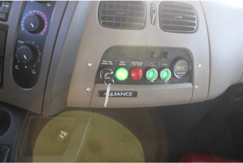 Truck Renault Midlum 220 + 14METER + EURO 5: picture 13