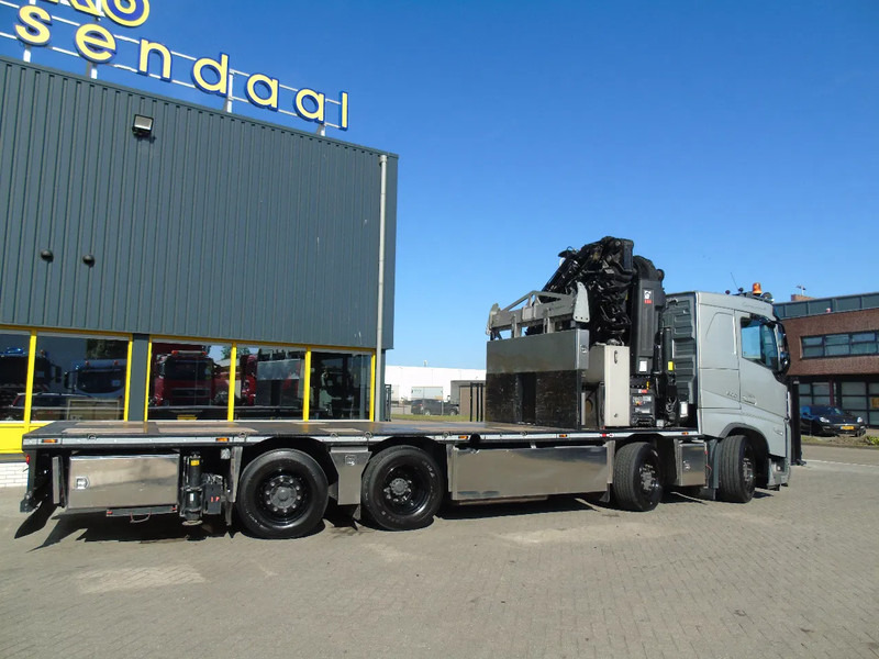 Volvo FH 500 + HIAB X-HIPRO 1058 E-8 + JIB 175X-5 + 8x2 + FIRST OWNER - Crane truck: picture 4 Volvo FH 500 + HIAB X-HIPRO 1058 E-8 + JIB 175X-5 + 8x2 + FIRST OWNER - Crane truck: picture 4