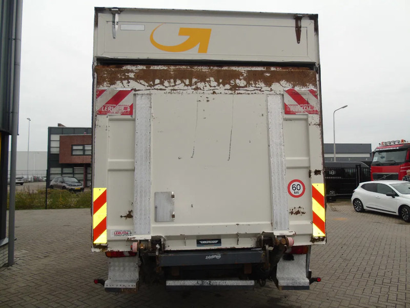 Volvo FL 240 + 12t + lift - Box truck: picture 5 Volvo FL 240 + 12t + lift - Box truck: picture 5