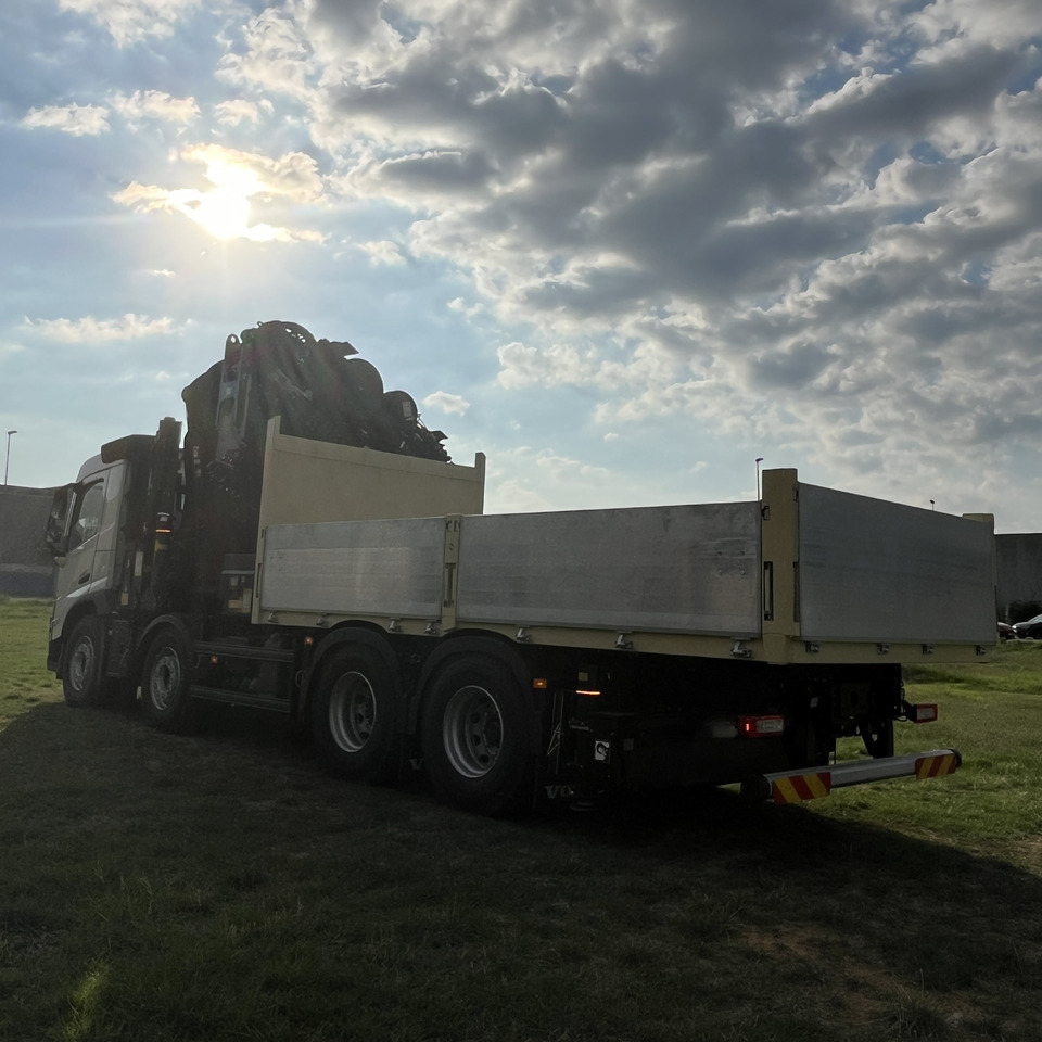 Volvo FM84RF3A - Dropside/ Flatbed truck, Crane truck: picture 3 Volvo FM84RF3A - Dropside/ Flatbed truck, Crane truck: picture 3