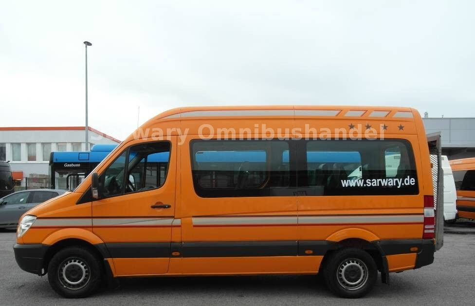 Mercedes-Benz 315 CDI Sprinter *Klima*12-Sitze*Lift*318 - Minibus, Passenger van: picture 3 Mercedes-Benz 315 CDI Sprinter *Klima*12-Sitze*Lift*318 - Minibus, Passenger van: picture 3