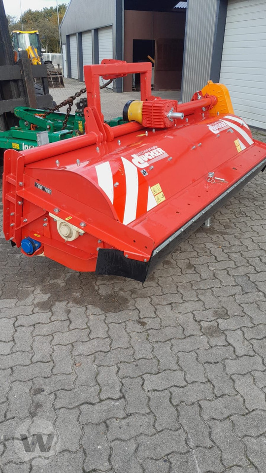 Dücker UM 27 - Flail mower/ Mulcher: picture 1 Dücker UM 27 - Flail mower/ Mulcher: picture 1
