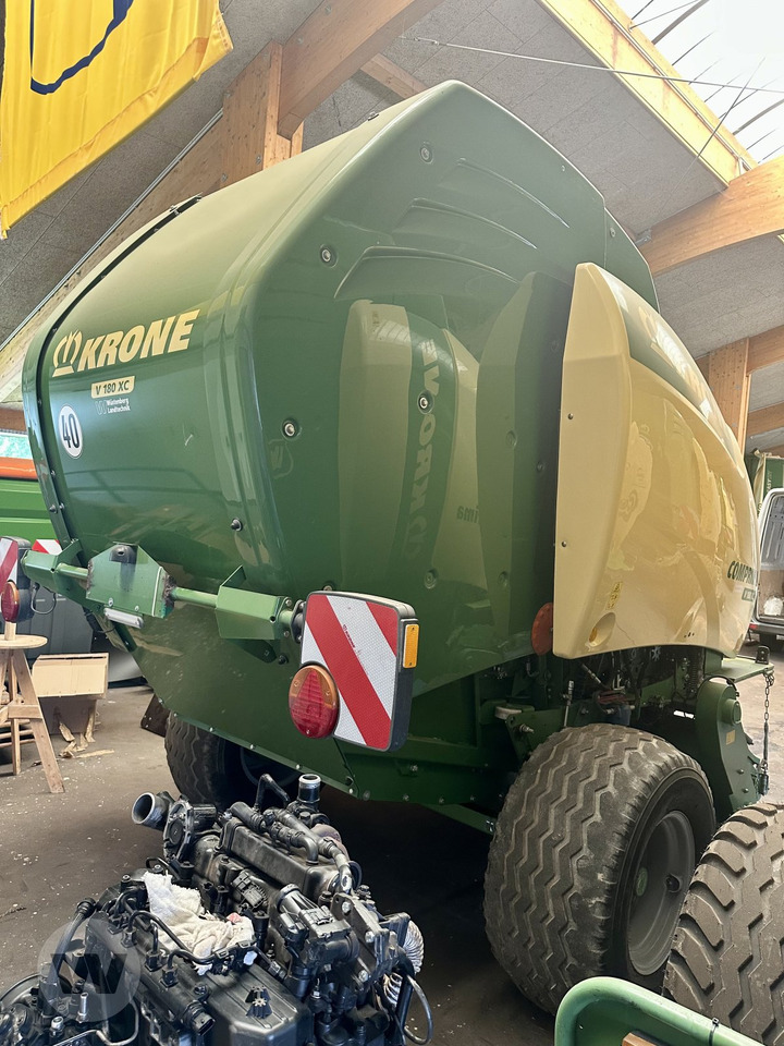 Round baler Krone Comprima V 180 XC: picture 7