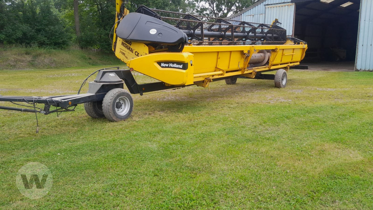 New Holland Schneidwerk 9,10 m - Grain header: picture 1 New Holland Schneidwerk 9,10 m - Grain header: picture 1