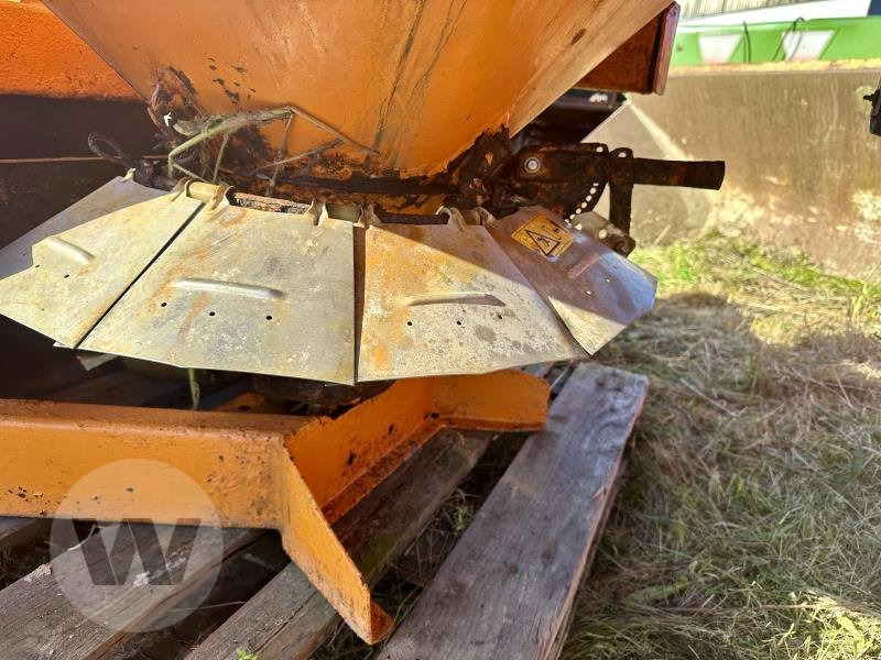 Rauch SA 601 - Sand/ Salt spreader: picture 5 Rauch SA 601 - Sand/ Salt spreader: picture 5