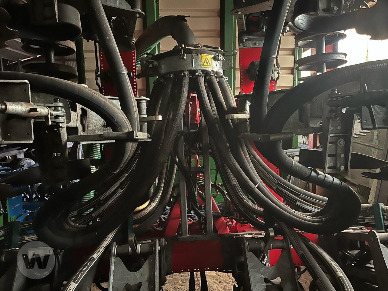 Volmer STRIP TILL CULEX - Slurry injector: picture 1 Volmer STRIP TILL CULEX - Slurry injector: picture 1