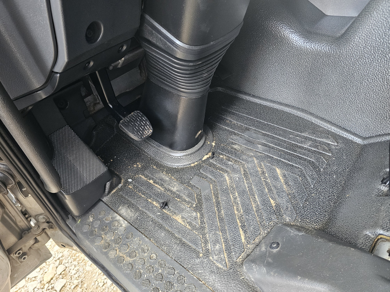 MERCEDES-BENZ ATEGO MP4 EURO 6 / DASHBOARD - RHD to LHD SWITCH SET - Dashboard: picture 5 MERCEDES-BENZ ATEGO MP4 EURO 6 / DASHBOARD - RHD to LHD SWITCH SET - Dashboard: picture 5