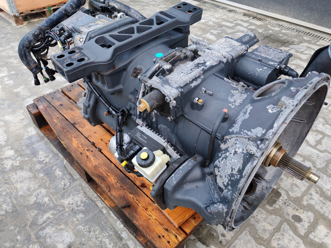 SCANIA GRS905R + RETARDER / COMPLETE GEARBOX - Gearbox: picture 4 SCANIA GRS905R + RETARDER / COMPLETE GEARBOX - Gearbox: picture 4