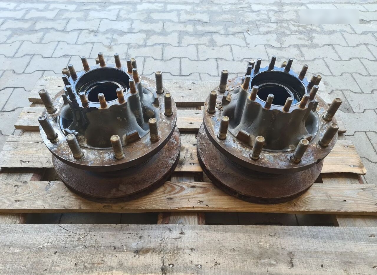 Volvo Piasta tył tylna mała tarcza VOLVO FH FM FH4 RENAULT PREMIUM MAG Volvo VOLVO FH 12 13 FM FH4 RENAULT PREMIUM MAGNUM DXI RANGE T truck - Wheel hub for Truck: picture 1 Volvo Piasta tył tylna mała tarcza VOLVO FH FM FH4 RENAULT PREMIUM MAG Volvo VOLVO FH 12 13 FM FH4 RENAULT PREMIUM MAGNUM DXI RANGE T truck - Wheel hub for Truck: picture 1