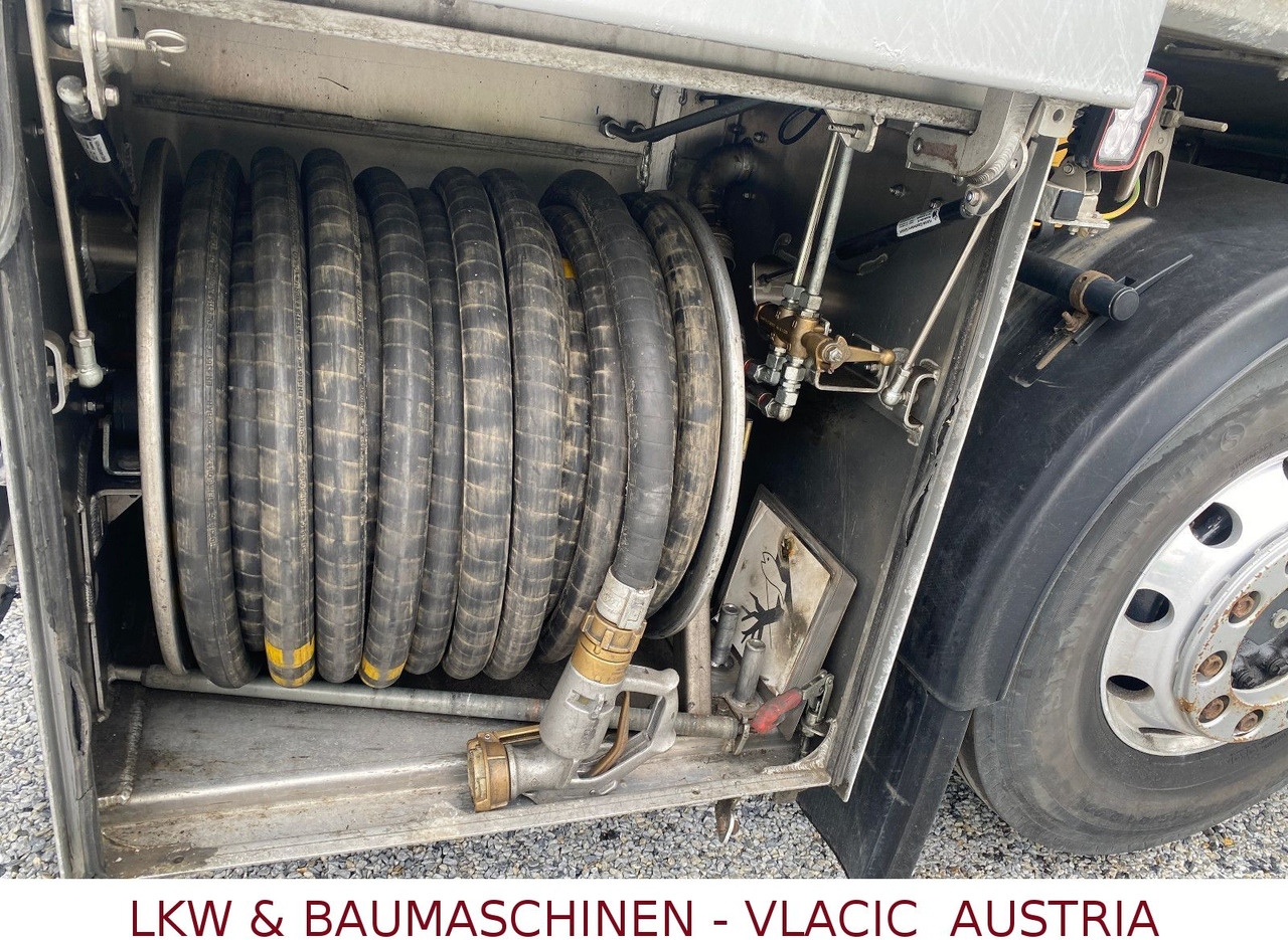 Tank truck Iveco Stralis 460 Benz/Diesel Schwarzmüller-Kompletzug: picture 13