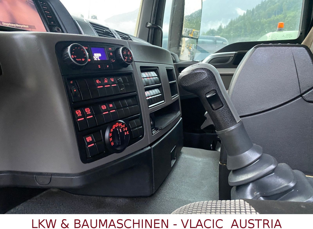 Timber truck, Crane truck MAN 33.500 6x6 MIT KRAN PENZ: picture 7 Timber truck, Crane truck MAN 33.500 6x6 MIT KRAN PENZ: picture 7