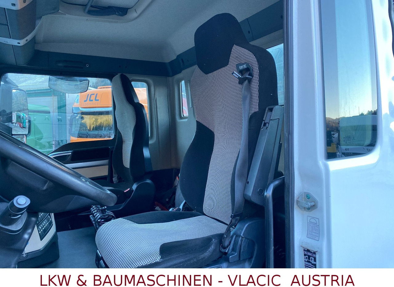 Tipper MAN TGS 26.420 6x2 Lift/Lenk vorlaufachsen: picture 12 Tipper MAN TGS 26.420 6x2 Lift/Lenk vorlaufachsen: picture 12