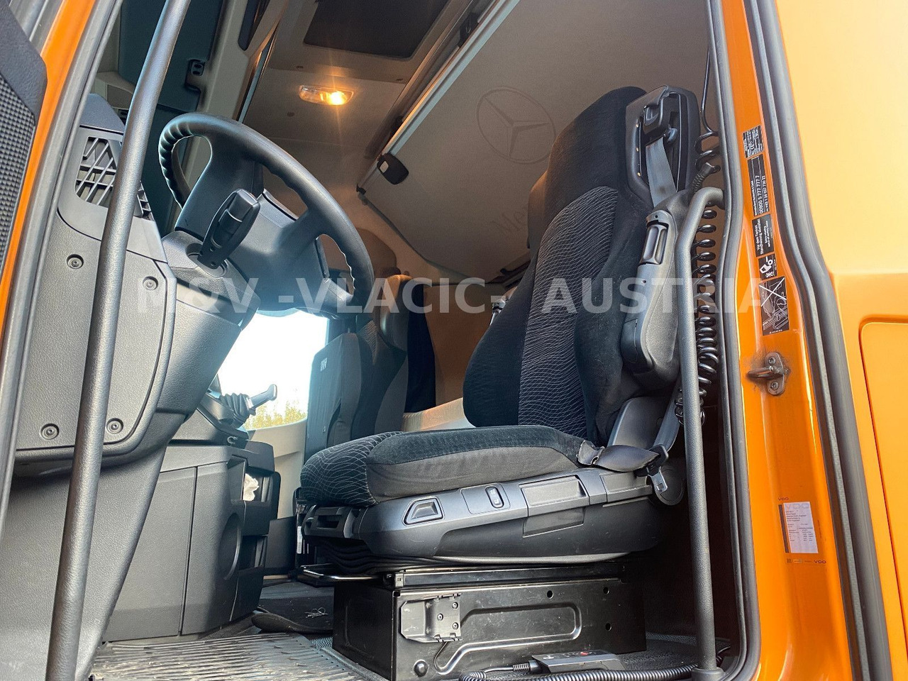 Mercedes-Benz 2542 - Container transporter/ Swap body truck: picture 4 Mercedes-Benz 2542 - Container transporter/ Swap body truck: picture 4