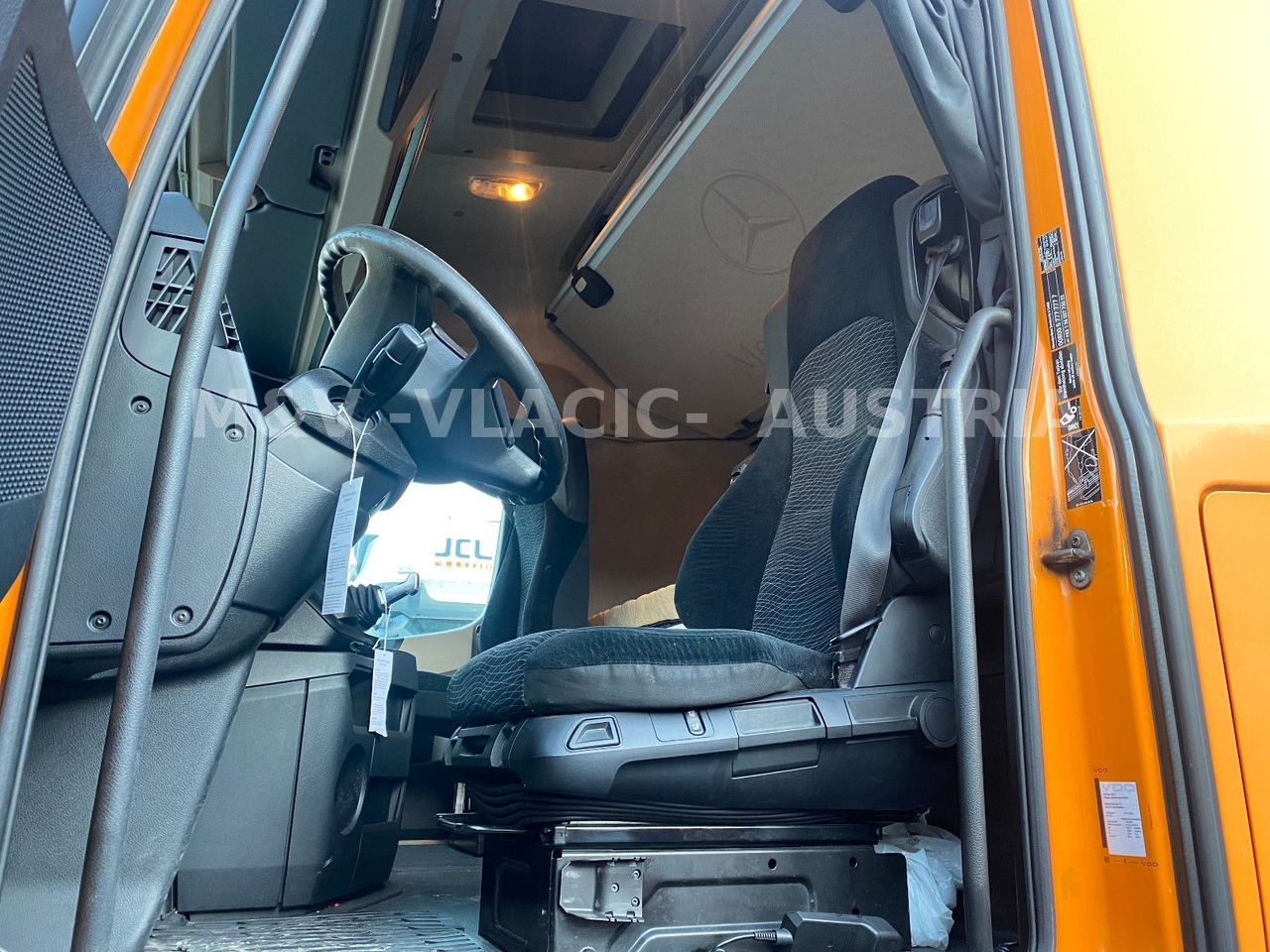 Mercedes-Benz 2542 - Container transporter/ Swap body truck: picture 4 Mercedes-Benz 2542 - Container transporter/ Swap body truck: picture 4