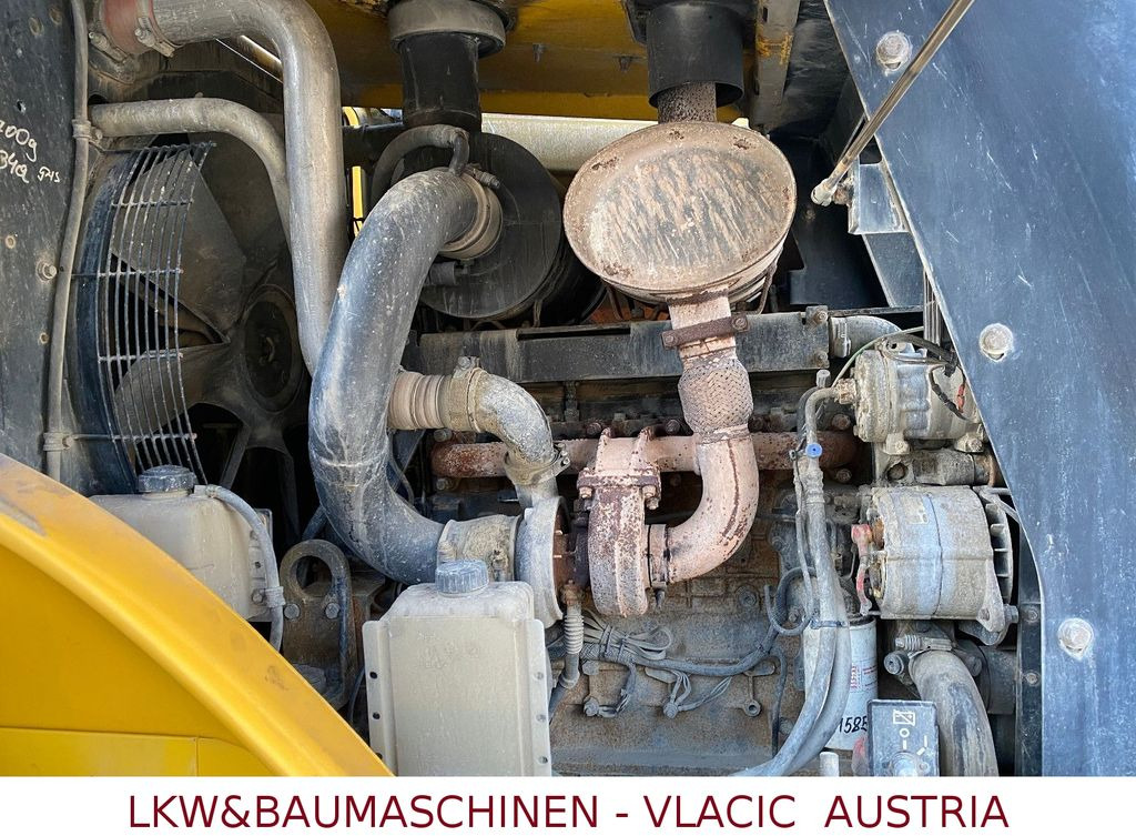 Wheel loader New Holland W190 B: picture 11