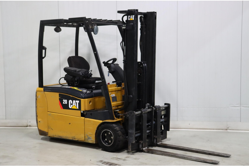 Caterpillar EP20PNT - Electric forklift: picture 1 Caterpillar EP20PNT - Electric forklift: picture 1