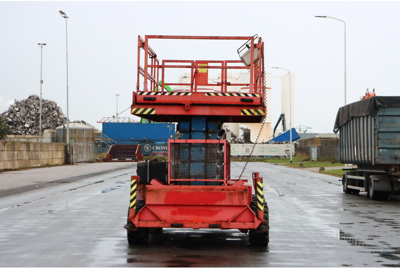 Holland lift 195DL25/S - Scissor lift: picture 3 Holland lift 195DL25/S - Scissor lift: picture 3