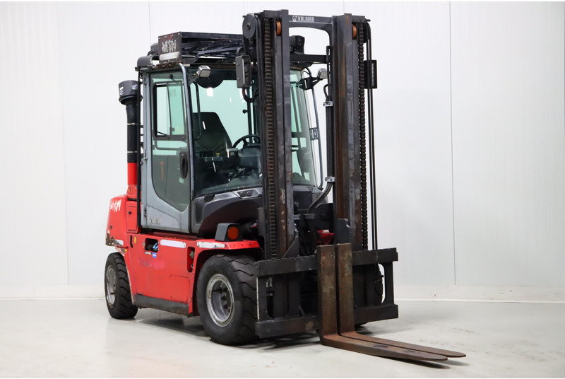 Kalmar DCG50-6H - Diesel forklift: picture 1 Kalmar DCG50-6H - Diesel forklift: picture 1