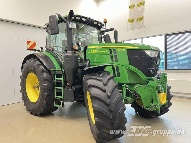 John Deere 6230R mit CommandPro - Farm tractor: picture 2 John Deere 6230R mit CommandPro - Farm tractor: picture 2