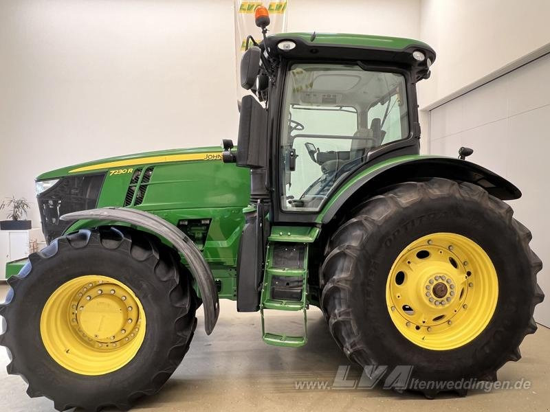 John Deere 7230R - Farm tractor: picture 4 John Deere 7230R - Farm tractor: picture 4