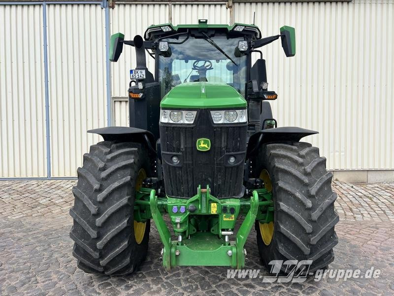 John Deere 7R 310 - Farm tractor: picture 3 John Deere 7R 310 - Farm tractor: picture 3