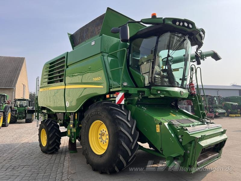 John Deere T660 - Combine harvester: picture 3 John Deere T660 - Combine harvester: picture 3