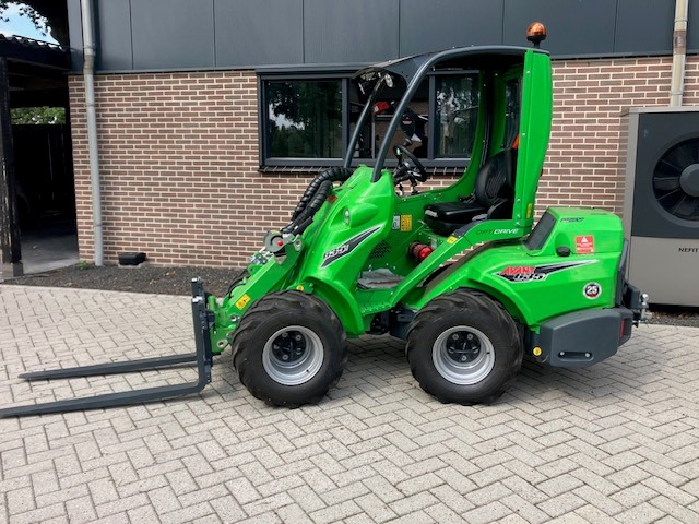 AVANT 635i TDL+ - Compact loader: picture 2 AVANT 635i TDL+ - Compact loader: picture 2