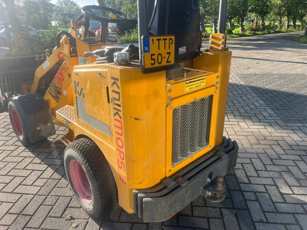 KNIKMOPS 100 miniloader - Compact loader: picture 3 KNIKMOPS 100 miniloader - Compact loader: picture 3