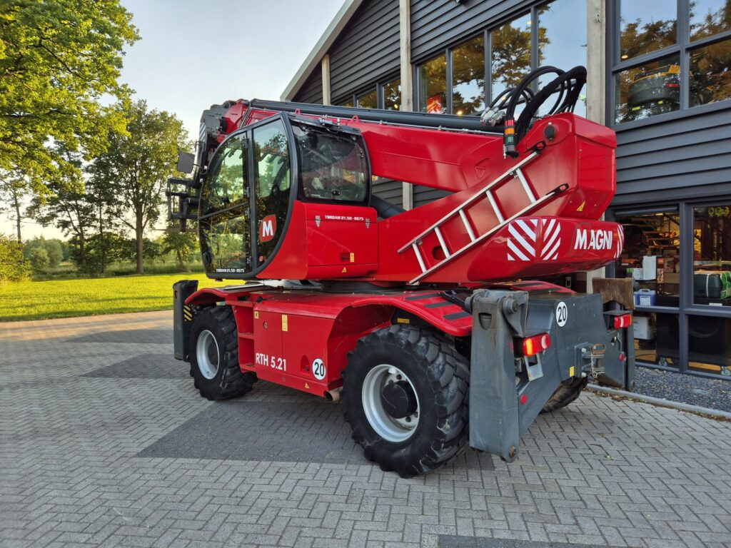 MAGNI RTH 5.21 D/D - Telescopic handler: picture 3 MAGNI RTH 5.21 D/D - Telescopic handler: picture 3
