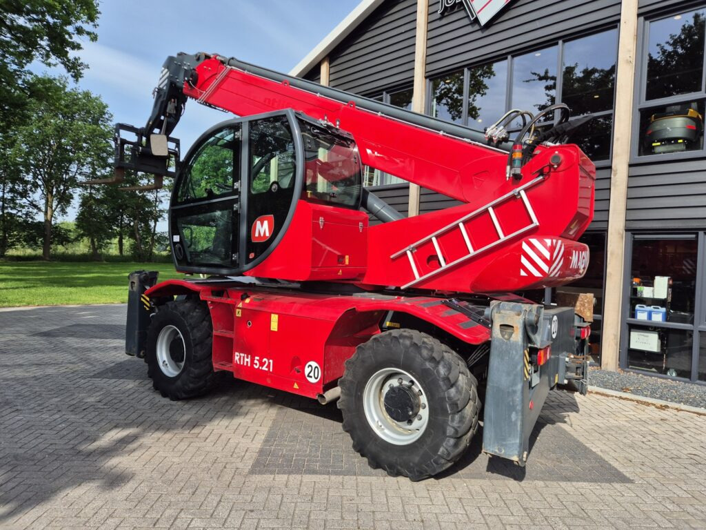 MAGNI RTH 5.21 D/D - Telescopic handler: picture 3 MAGNI RTH 5.21 D/D - Telescopic handler: picture 3