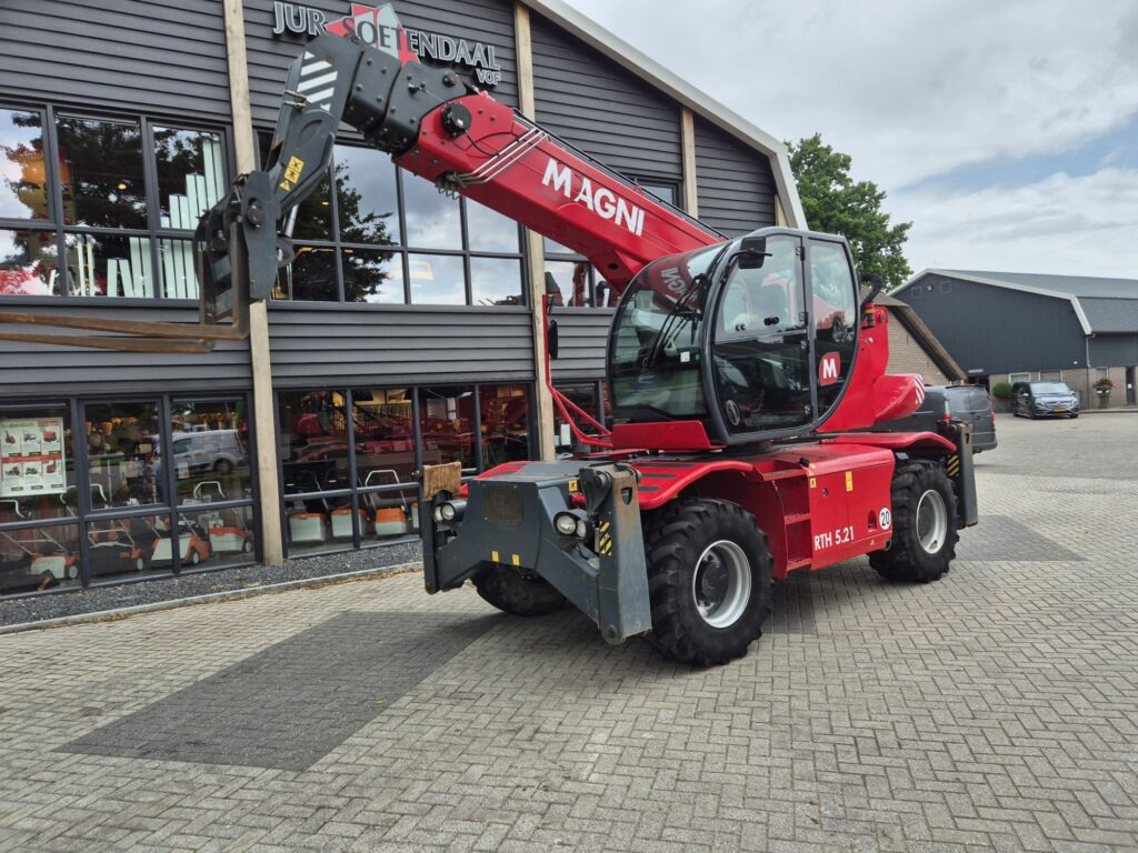 MAGNI RTH 5.21 D/D - Telescopic handler: picture 2 MAGNI RTH 5.21 D/D - Telescopic handler: picture 2