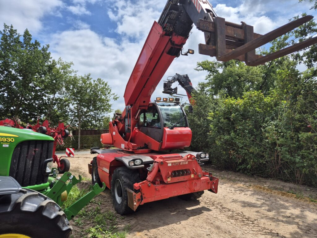 MANITOU MRT 2150 privilege - Telescopic handler: picture 4 MANITOU MRT 2150 privilege - Telescopic handler: picture 4