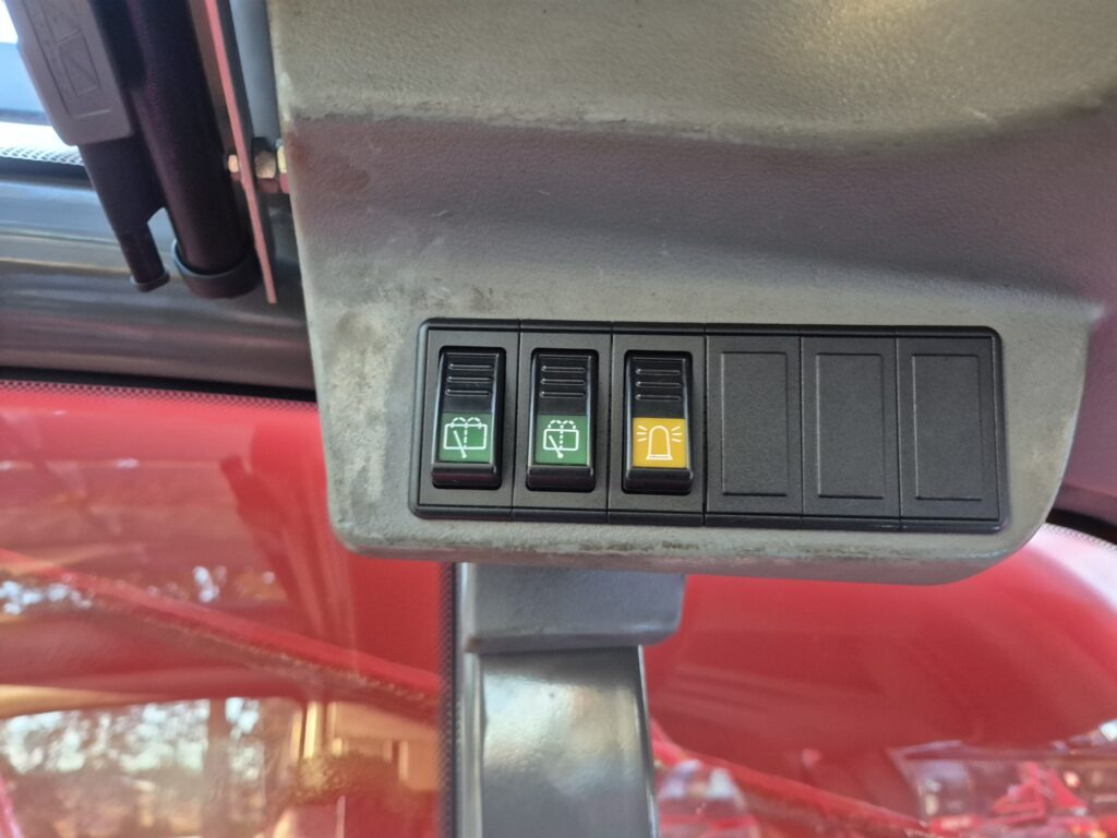 Telescopic handler MANITOU MRT 2150+ privilege: picture 14