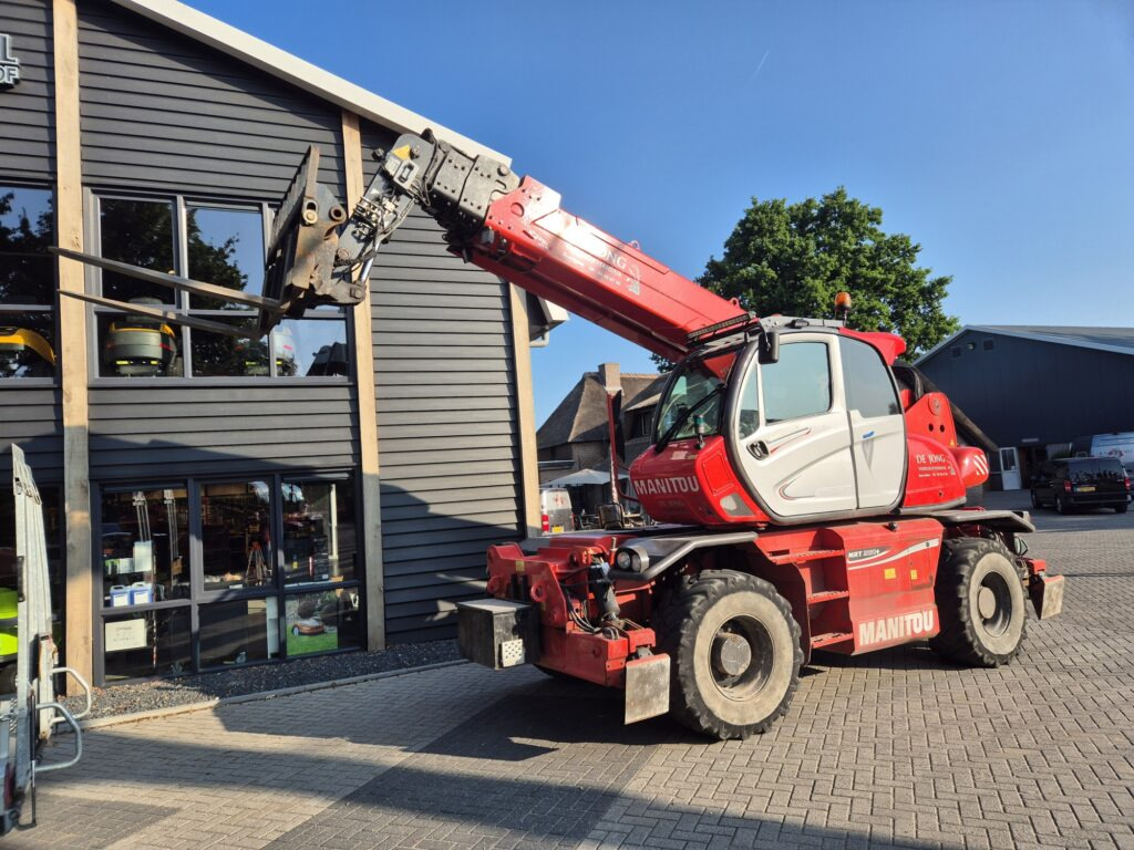 MANITOU MRT 2150+ privilege - Telescopic handler: picture 1 MANITOU MRT 2150+ privilege - Telescopic handler: picture 1