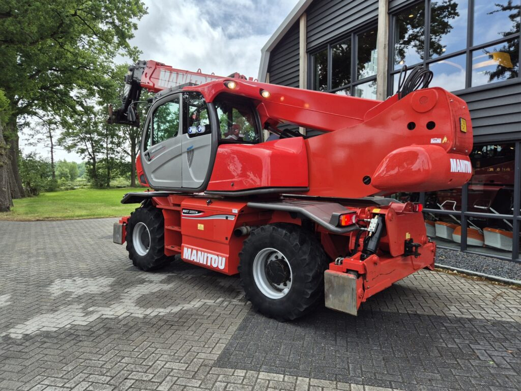 MANITOU MRT 2550+ privilege - Telescopic handler: picture 3 MANITOU MRT 2550+ privilege - Telescopic handler: picture 3